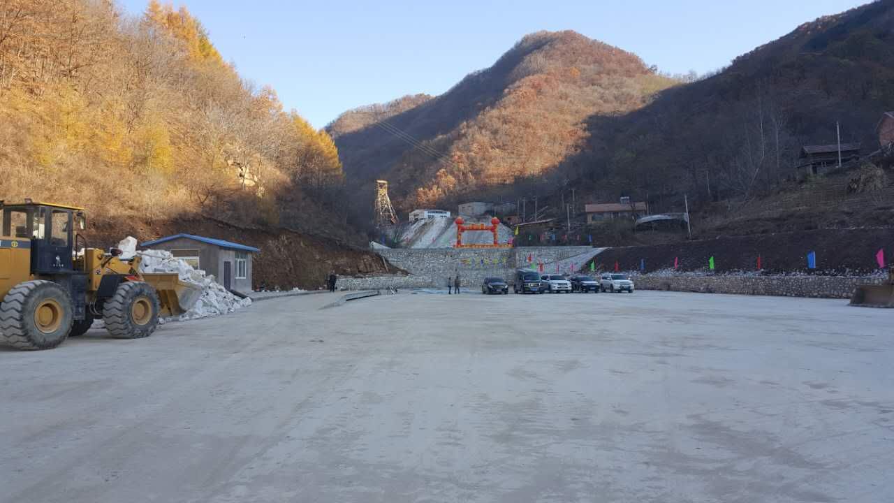 What are the applications of calcium carbonate in powder coatings